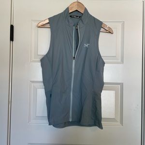 Arc’teryx Lightweight vest